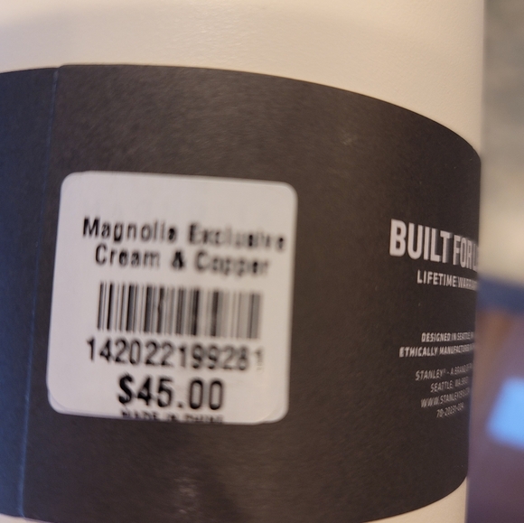 Stanley Quencher 40 oz Stanley x Magnolia cream and copper Rare NIB - Picture 11 of 16